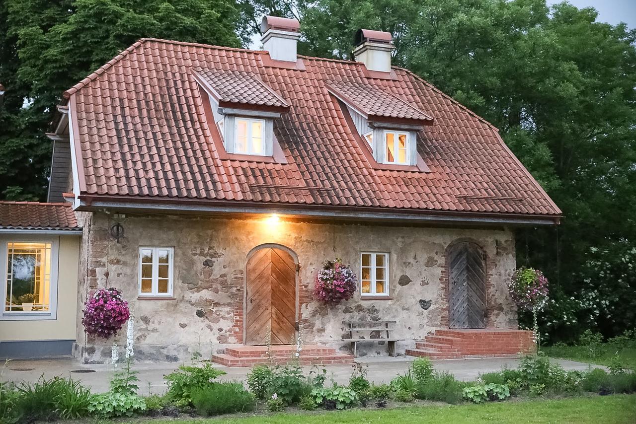 Botique & Spa Hotel Berkenes Manor Ziedkalne Екстер'єр фото