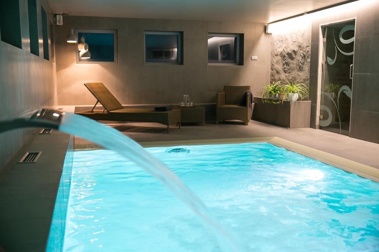 Botique & Spa Hotel Berkenes Manor Ziedkalne Екстер'єр фото