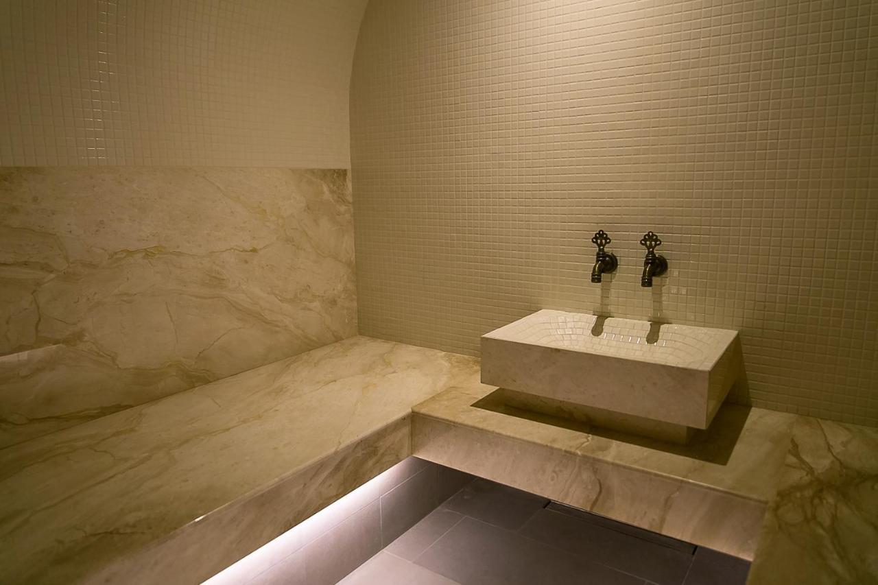 Botique & Spa Hotel Berkenes Manor Ziedkalne Екстер'єр фото